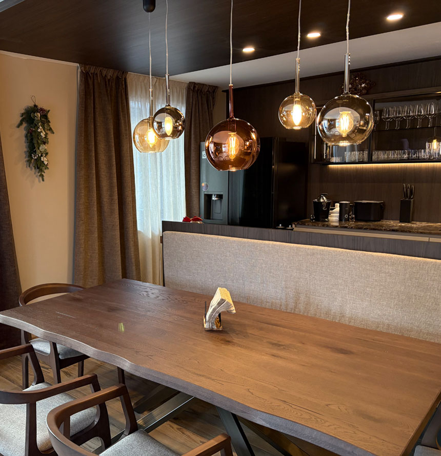 Leo's Chalet Details Leo's Chalet Details